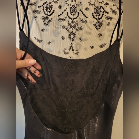 Beautiful Faviana New York Black Evening Gown - Picture 2 of 3